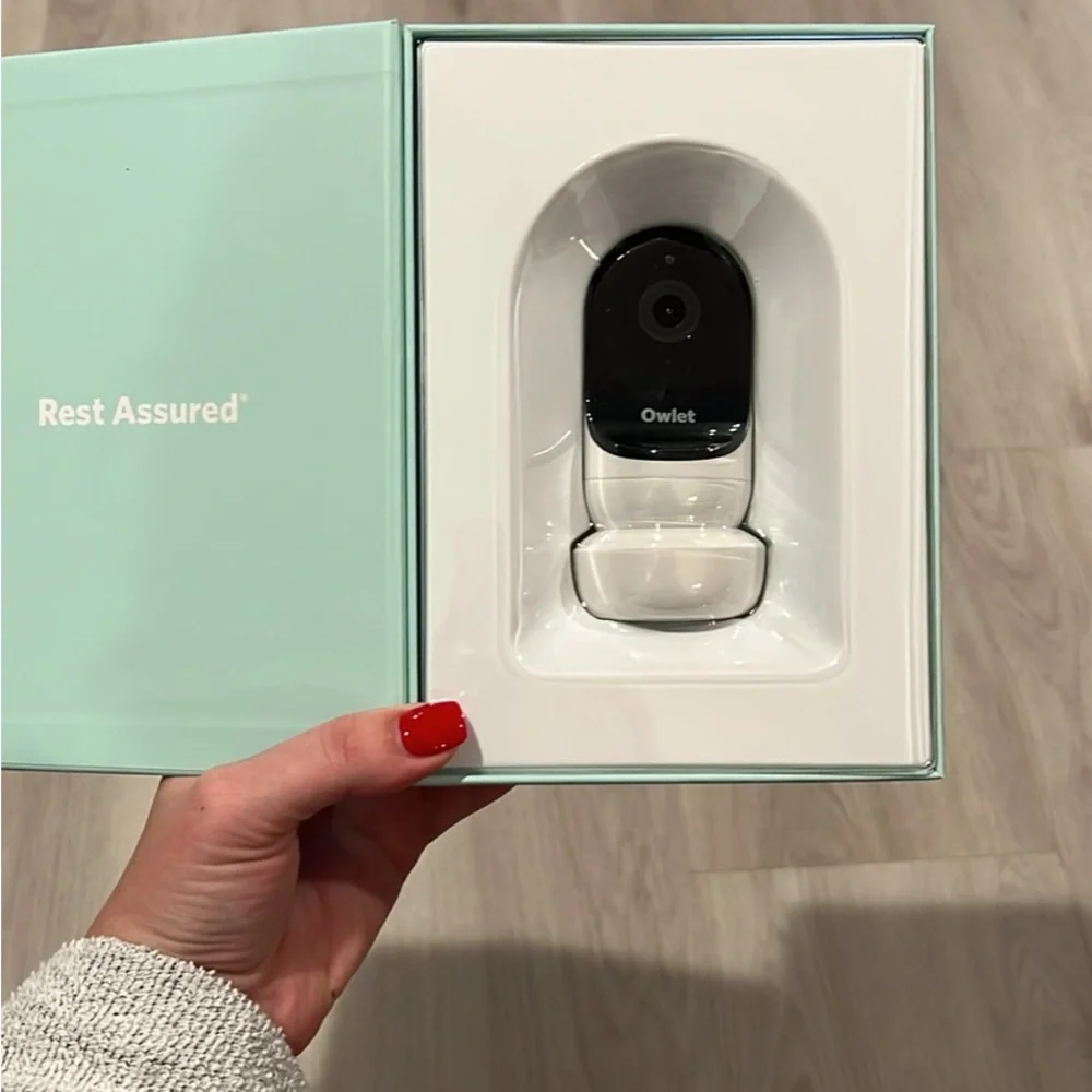 Owlet Dream Sock Baby Monitor and Baby Cam 2